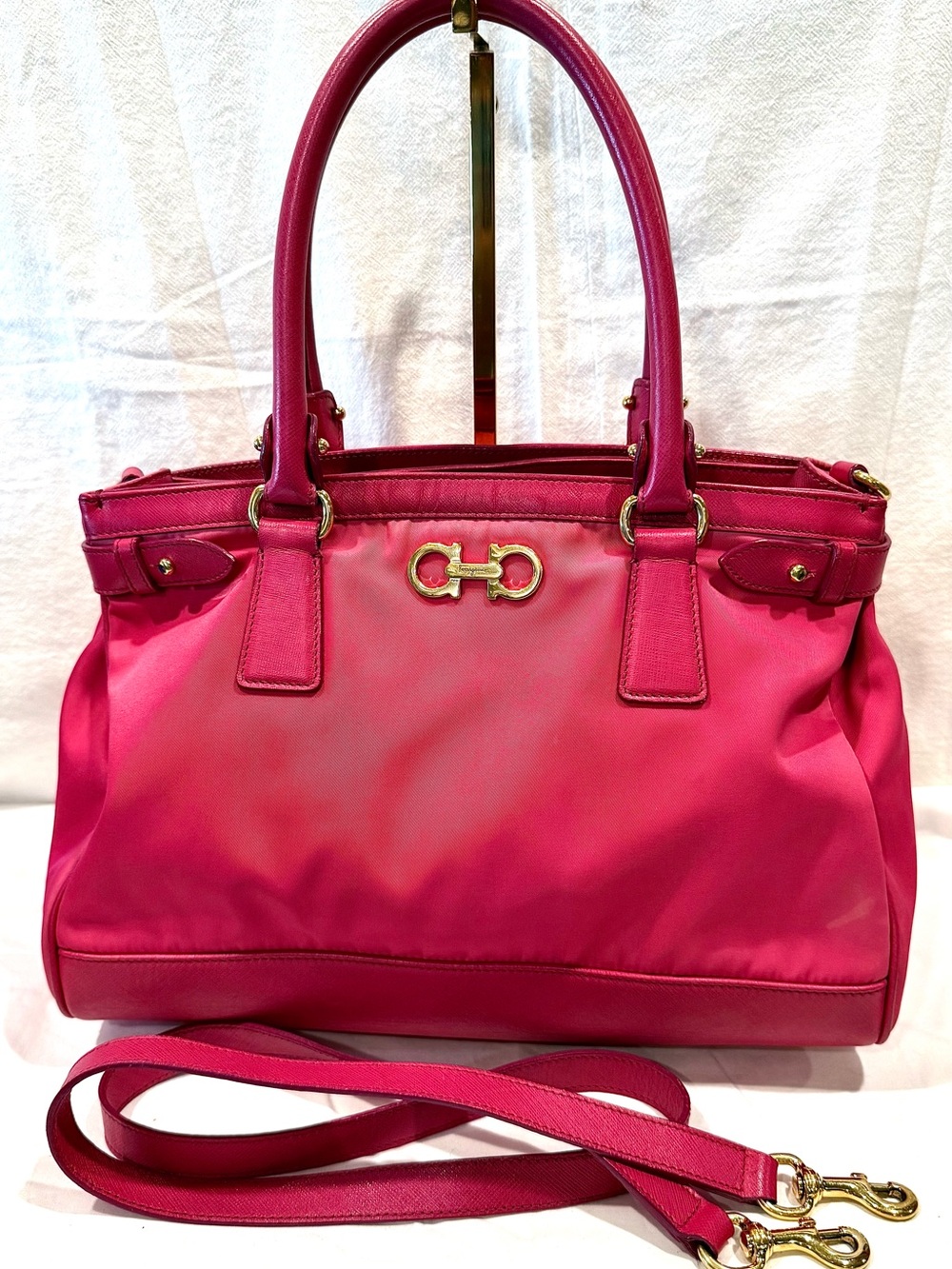 Salvatore Ferragamo Gancini Fuchsia Becky Convertible